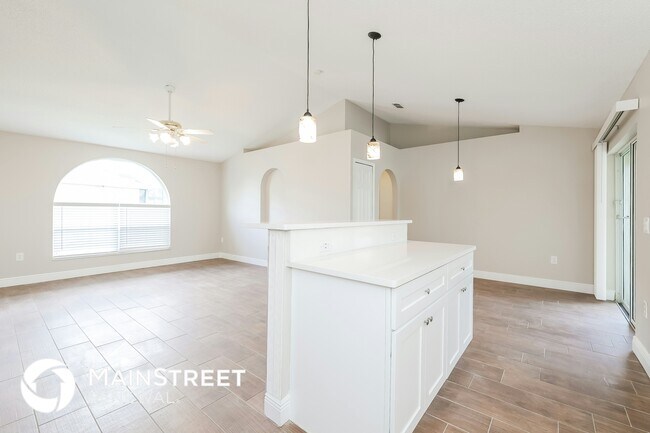 Photo - 817 Albi Ct