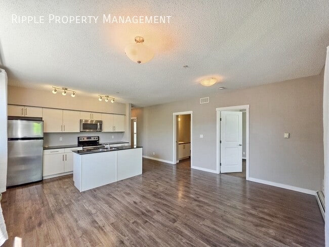 Photo - SUN-DRENCHED & SPACIOUS | 3 BEDS, 1 BATH CONDO | PRIME MT PLEASANT LOCATION Unit 304