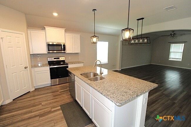 Photo - 134 Minnie J Lp