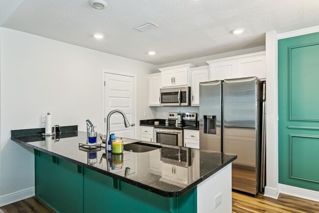 Photo - 7097 Sonny Dr