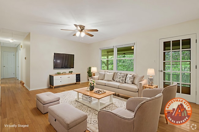 Building Photo - 3-Bedroom Home in North AVL with Studio an...