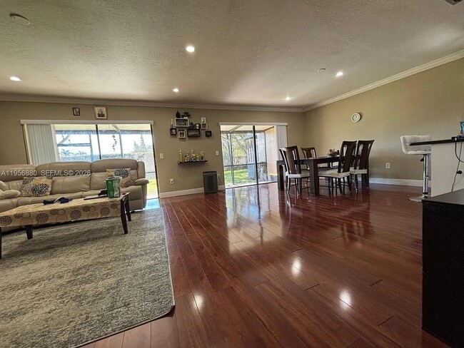 Photo - 232 Lakeside Cir