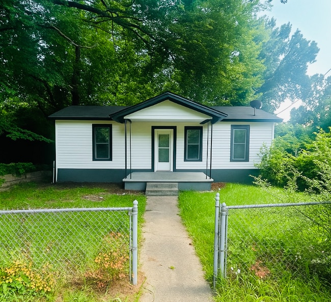 Photo - 1801 Plant St House