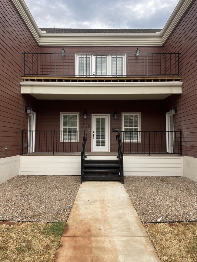 Photo - 719 Deans Row Ave Unit 101