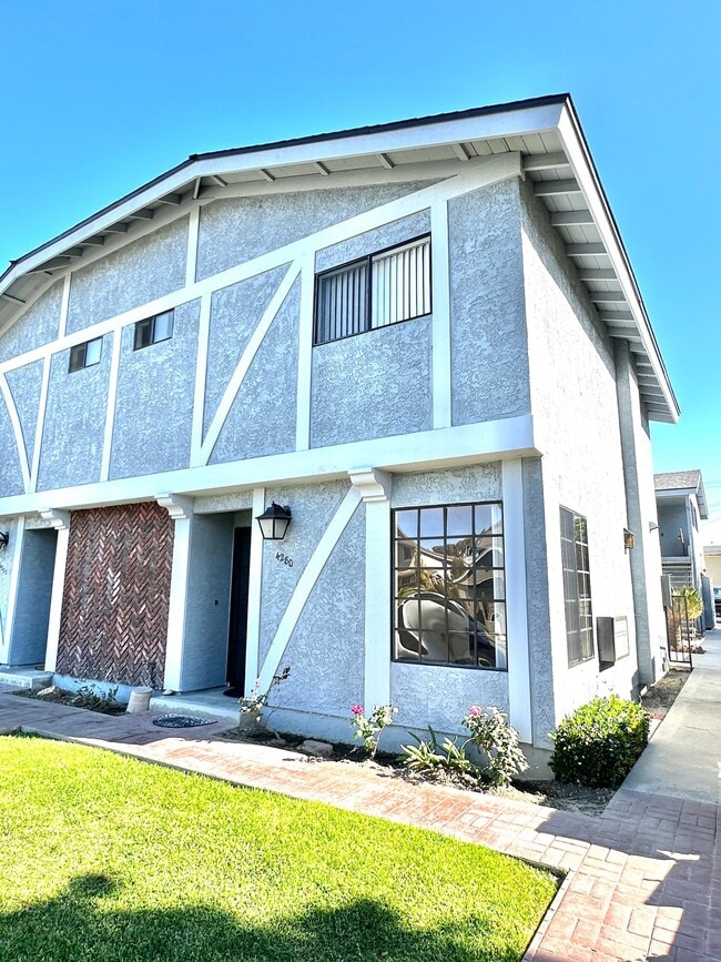 Photo - 4280 Green Ave