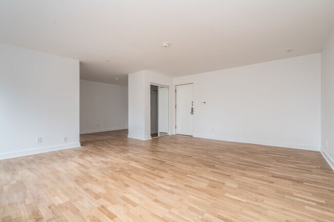 Photo - 39 Riverwood Pkwy Unit 16