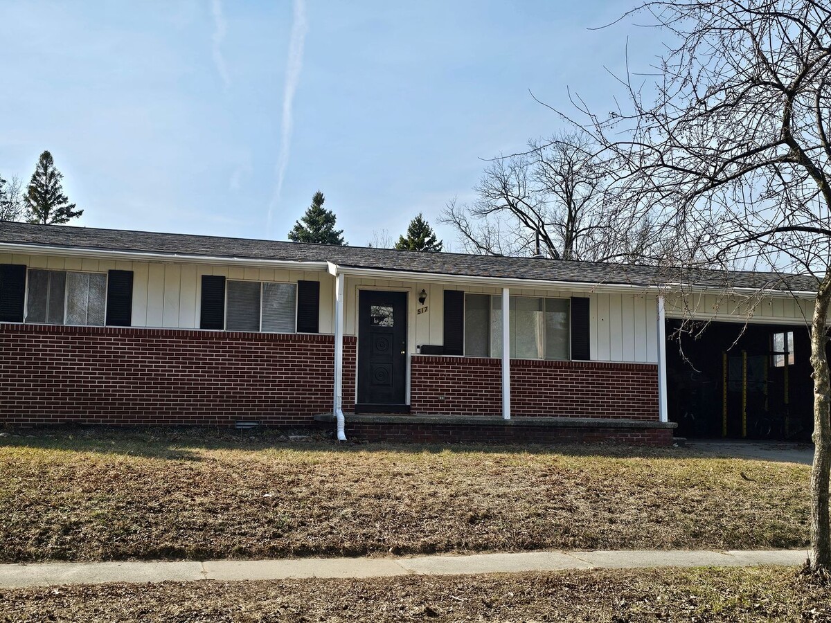 Photo - Three Bedroom Home near BGSU