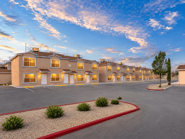 Photo - Western Sunshine Apartments