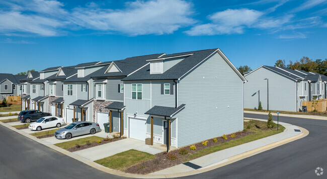 Building Photo - Kingsley Park Townhomes