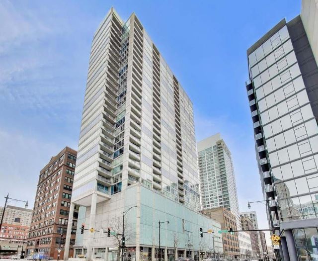 Building Photo - 611 S Wells St Unit 806