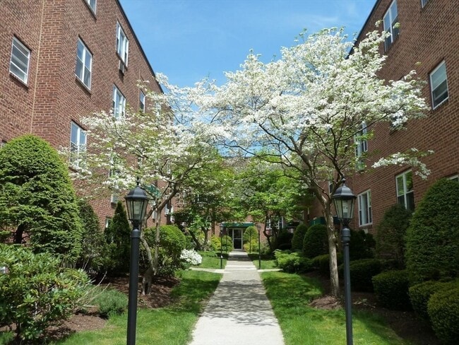 Building Photo - 65 Colborne Rd Unit 3