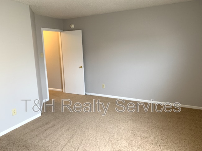 Photo - 12657 Republic Dr