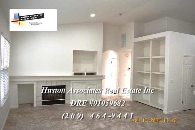 Photo - 3915 Bridlewood Cir