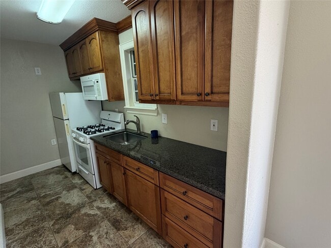 Photo - 1310 Bayou Shore Dr