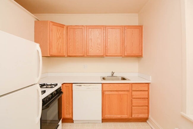 Photo - 4311 N Francisco Ave Unidad C4