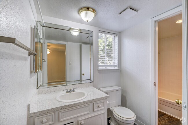 2BR, 1 1/2BA - 992SF - Bathroom