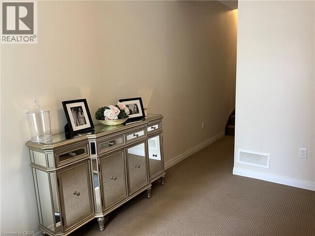 Photo - 12 Workman Ln