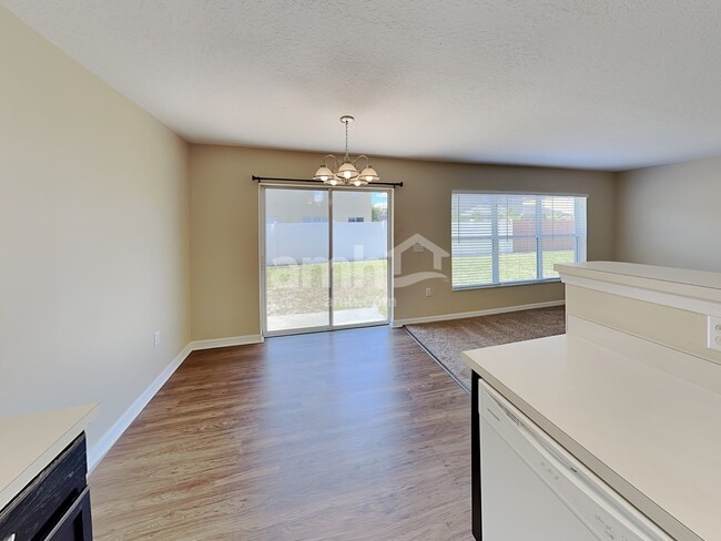 Photo - 10714 Boyette Creek Blvd