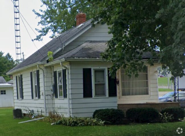 Building Photo - 523 N Warren Ave Rental