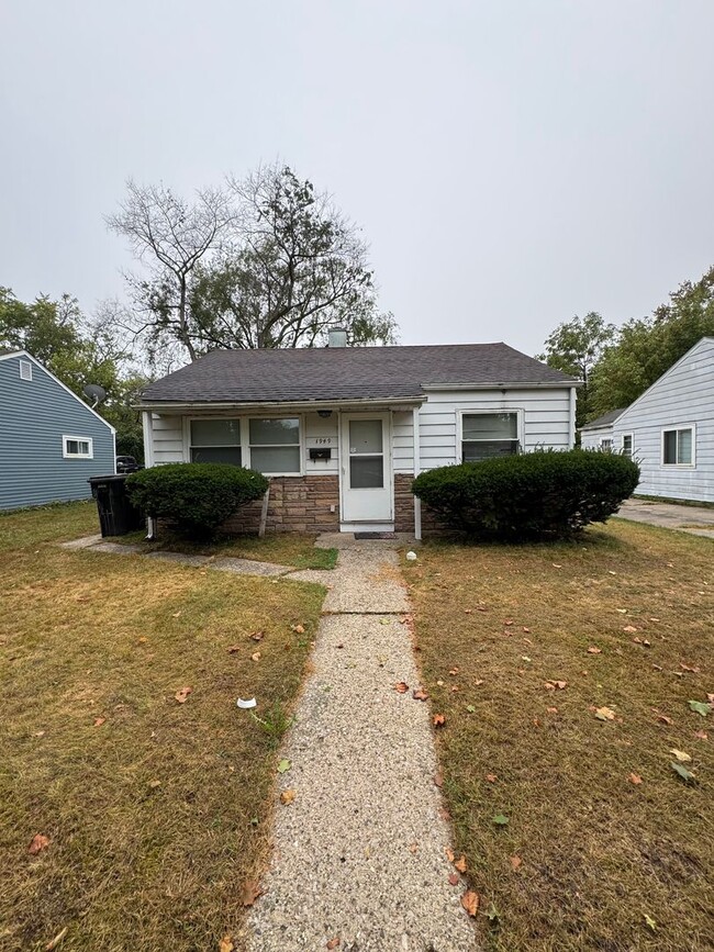 3 Bed, 1 Bath in South Bend IN. ACCEPTING ... - 3 Bed, 1 Bath in South Bend IN. ACCEPTING ... Casa