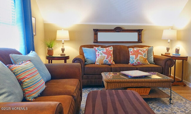 Photo - 517 1/2 15th Ave