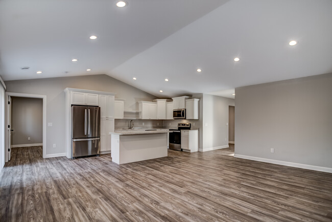 Photo - 519 140th St Townhome