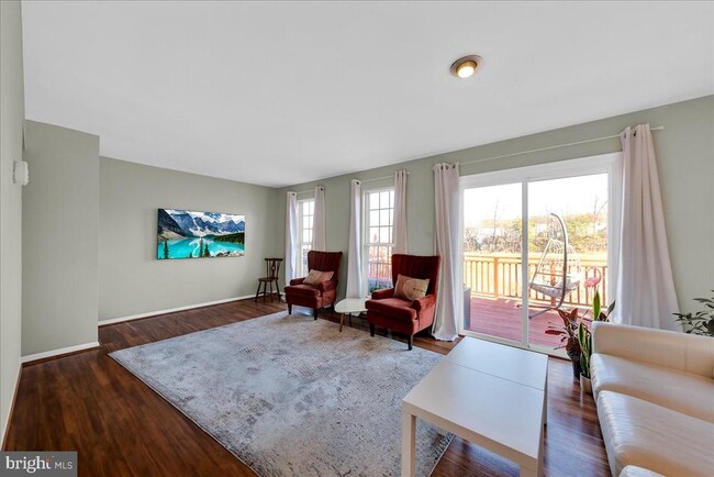 Photo - 14808 Basingstoke Loop Townhome