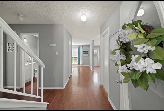 Building Photo - 3210 Pebble Lake Dr Rental