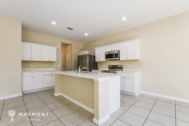 Photo - 2692 Island Walk Dr