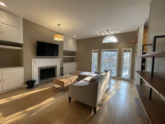 Photo - 1515 16th St NW