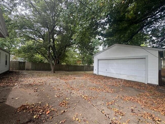 Photo - 9733 Dennis Dr