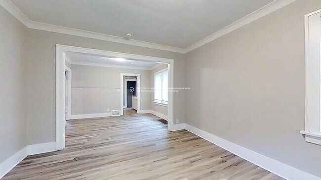 Photo - 2216 N Linsley Ct