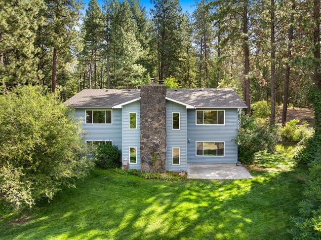 Photo - Beautiful 5-Bedroom close to Greenbluff. M...