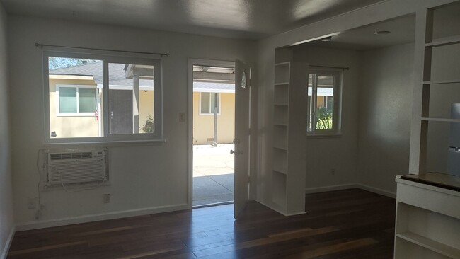 Photo - 5630 53rd St Apartment Unit #4