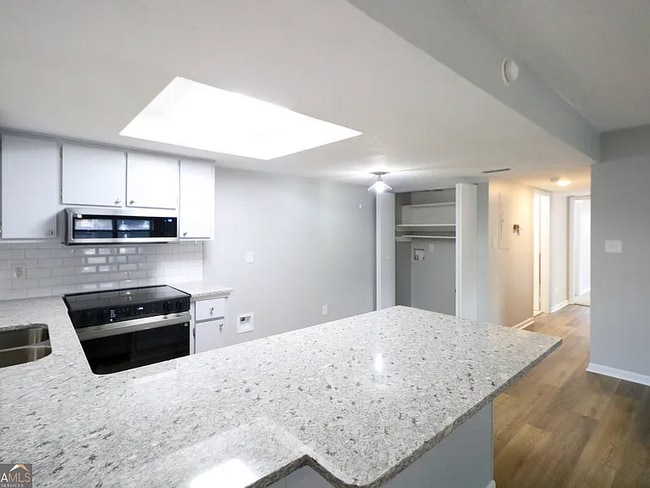 Photo - 102 Westcliff Cir