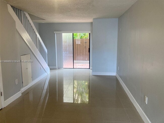 Photo - 12025 SW 18th St