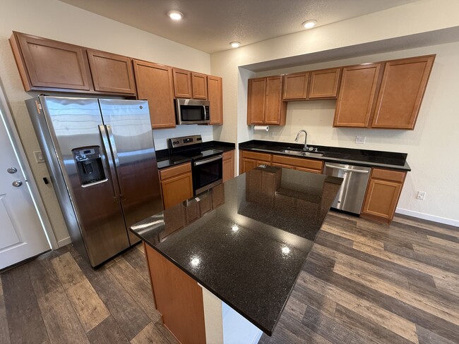 Photo - 885 E 98th Ave