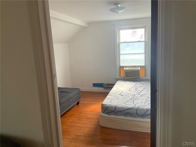 Photo - 214 1st N St