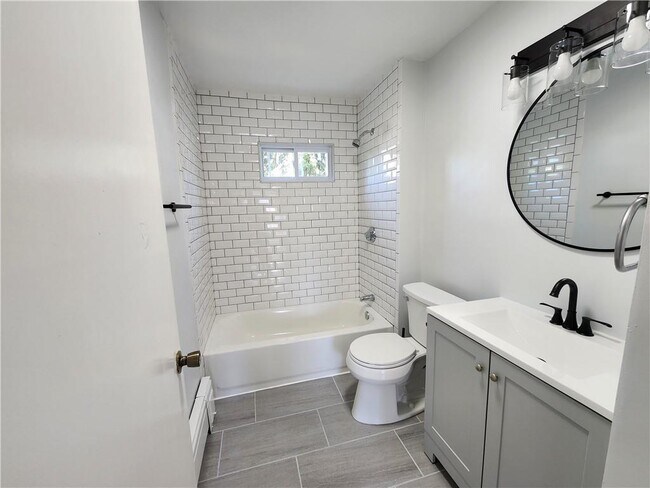 Photo - 58 7th St Unit 2