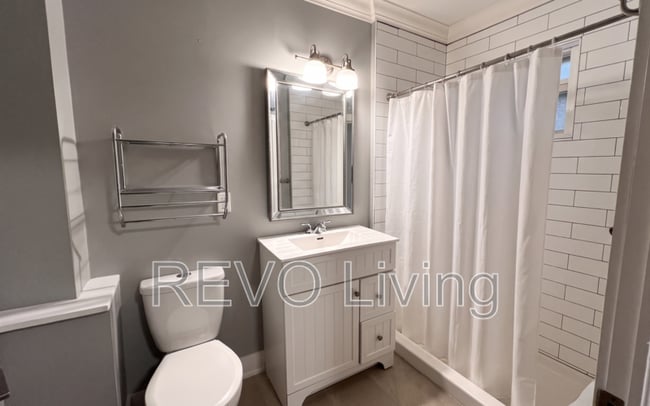 Photo - 292 Welland Ave