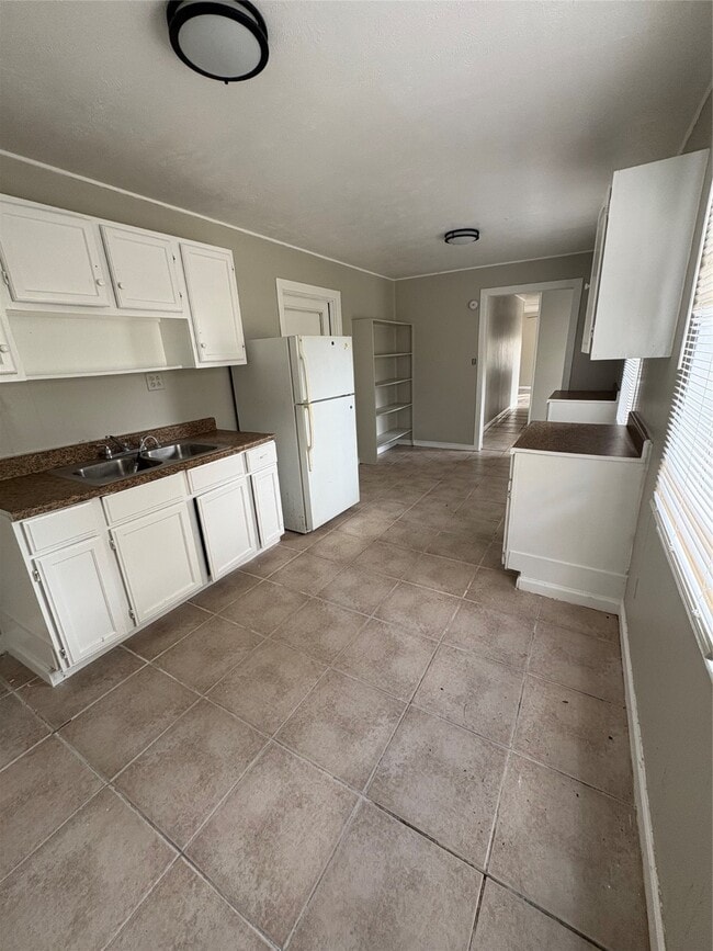 Photo - 905 St Lawrence River Rd