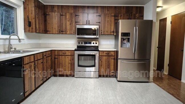 Photo - 24410 Andorra Ct NE