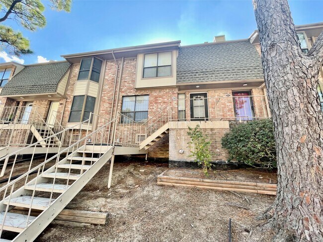 Photo - 2019 Place Rebecca Ln Unit G4
