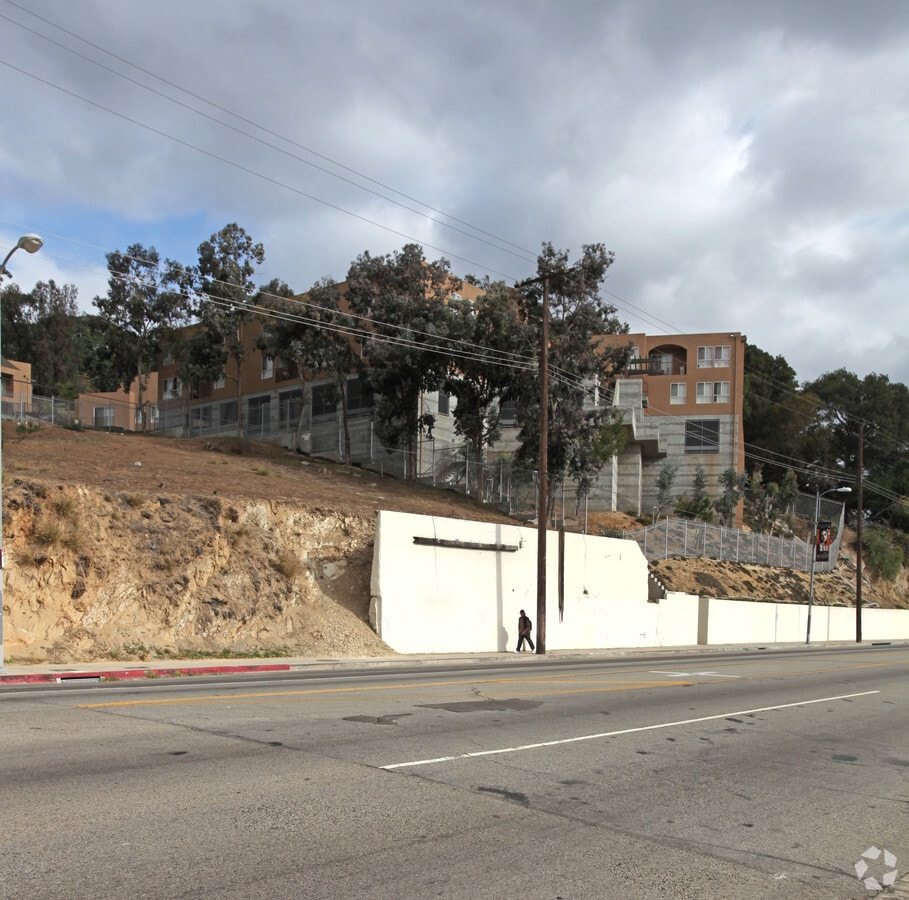 Photo - Casanova Garden Apartments