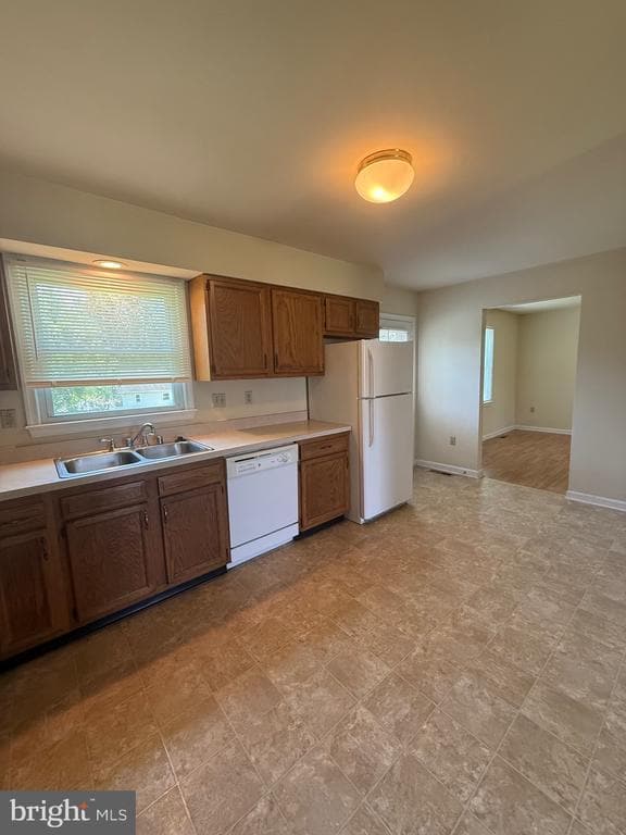 Photo - 7110 Sharon Rd
