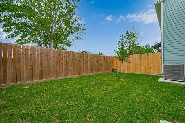 Photo - 8106 Esther Acres Ln