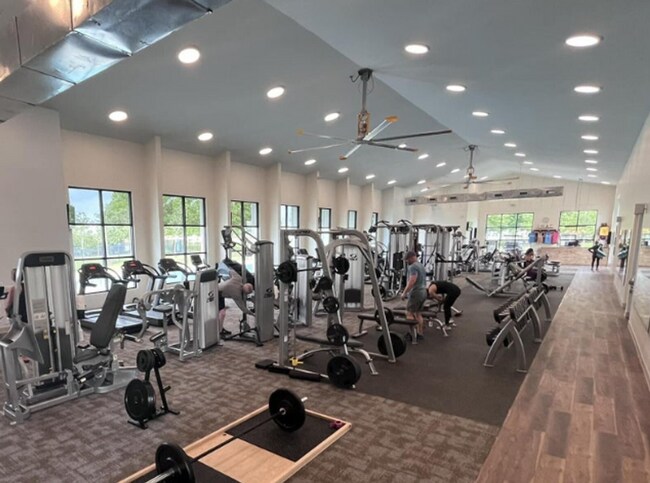 Photo - 115 Gaunt Ln