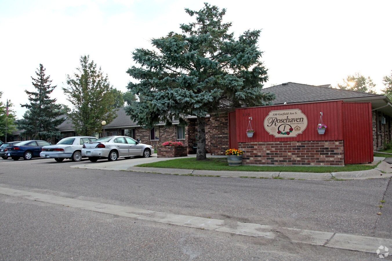 Photo - Rosehaven Apartments I