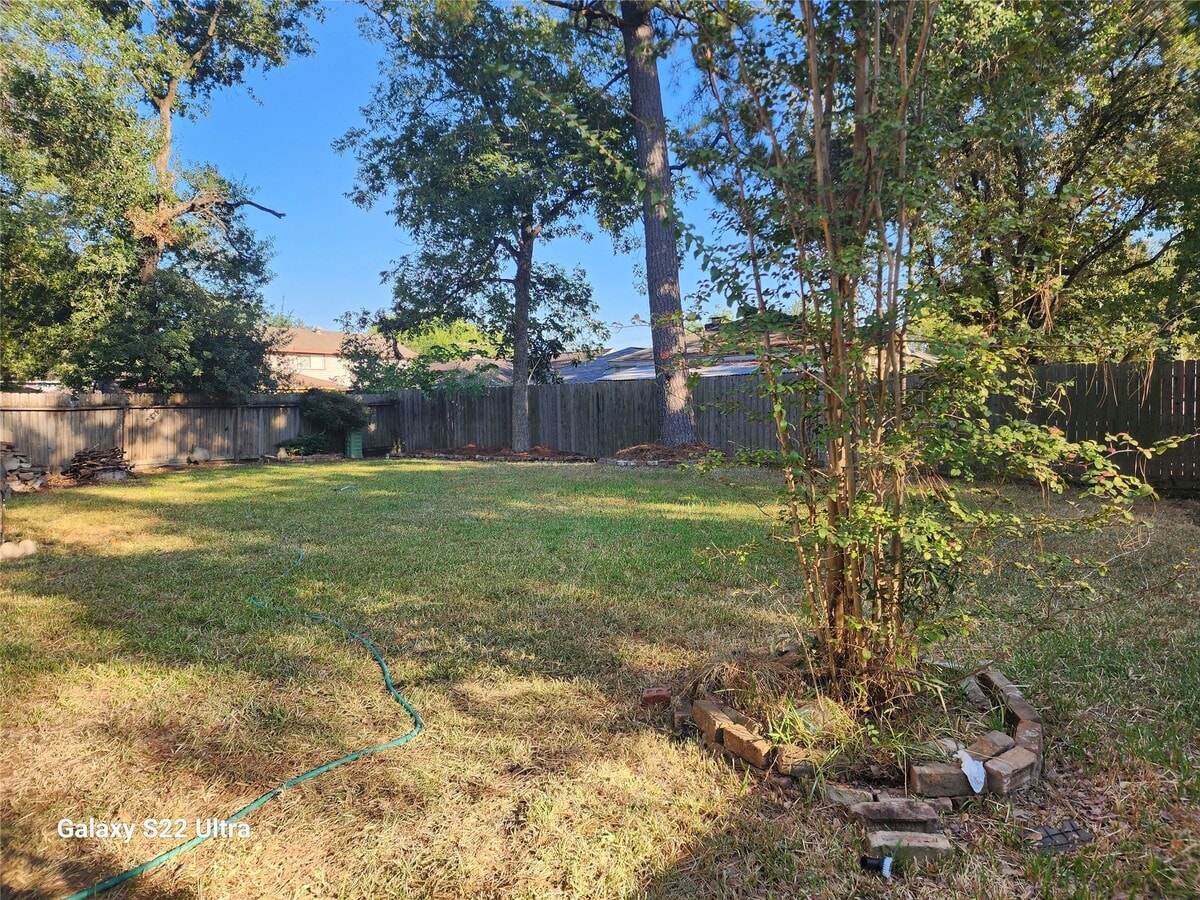 Photo - 515 Shady Glade Dr
