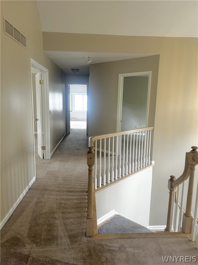 Photo - 125 Hobnail Dr